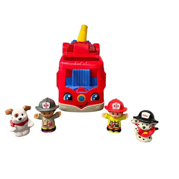 Fisher Price Little People Helping Others Musical Fire Truck With 4 Figures - Picture 2 of 12